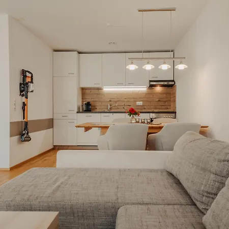 Haus Mathies 쉬룬즈