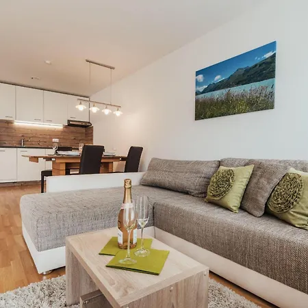Apartment Haus Mathies *