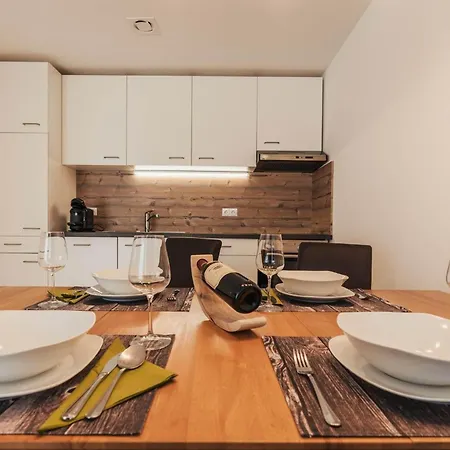 Haus Mathies 아파트 쉬룬즈